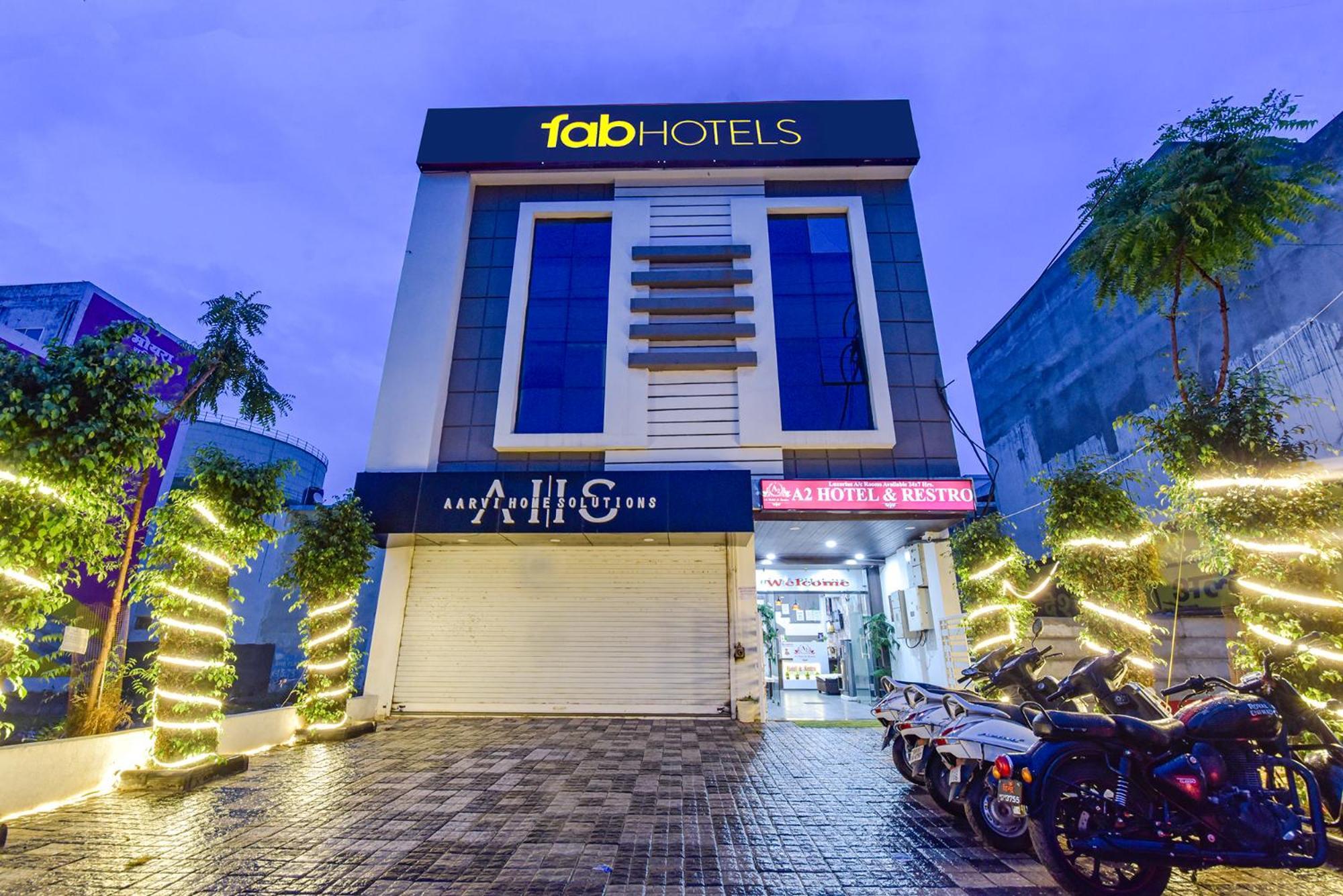 Fabexpress A2 And Restro Hotel Indore Luaran gambar