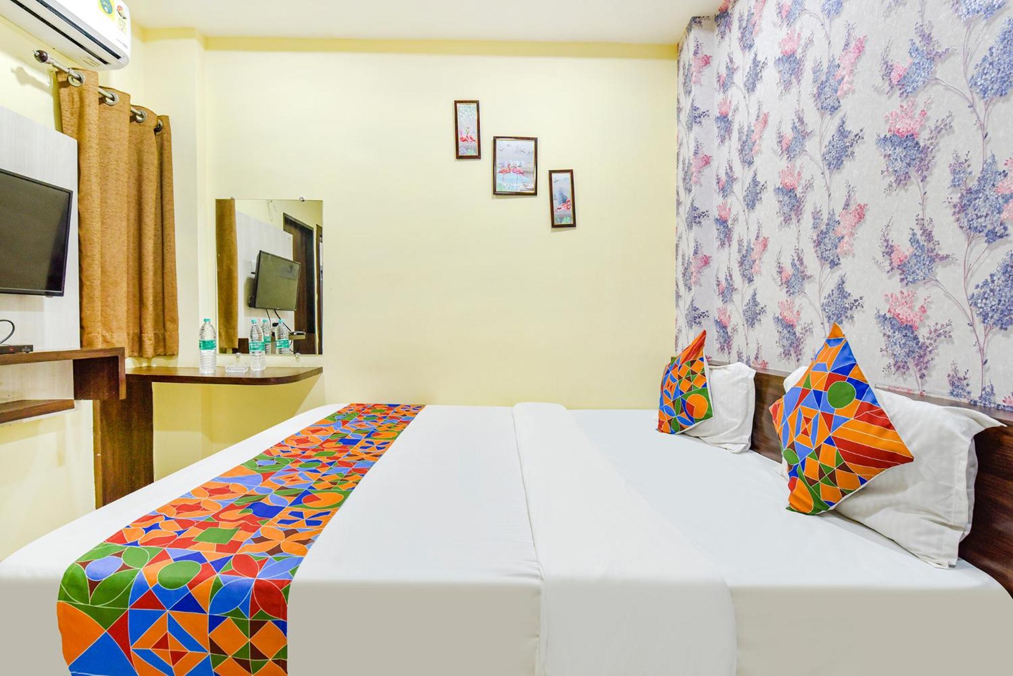 Fabexpress A2 And Restro Hotel Indore Luaran gambar